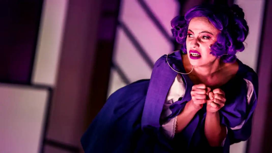 Antalya Şehir Tiyatroları 42. Kez Perdelerini Açıyor 6